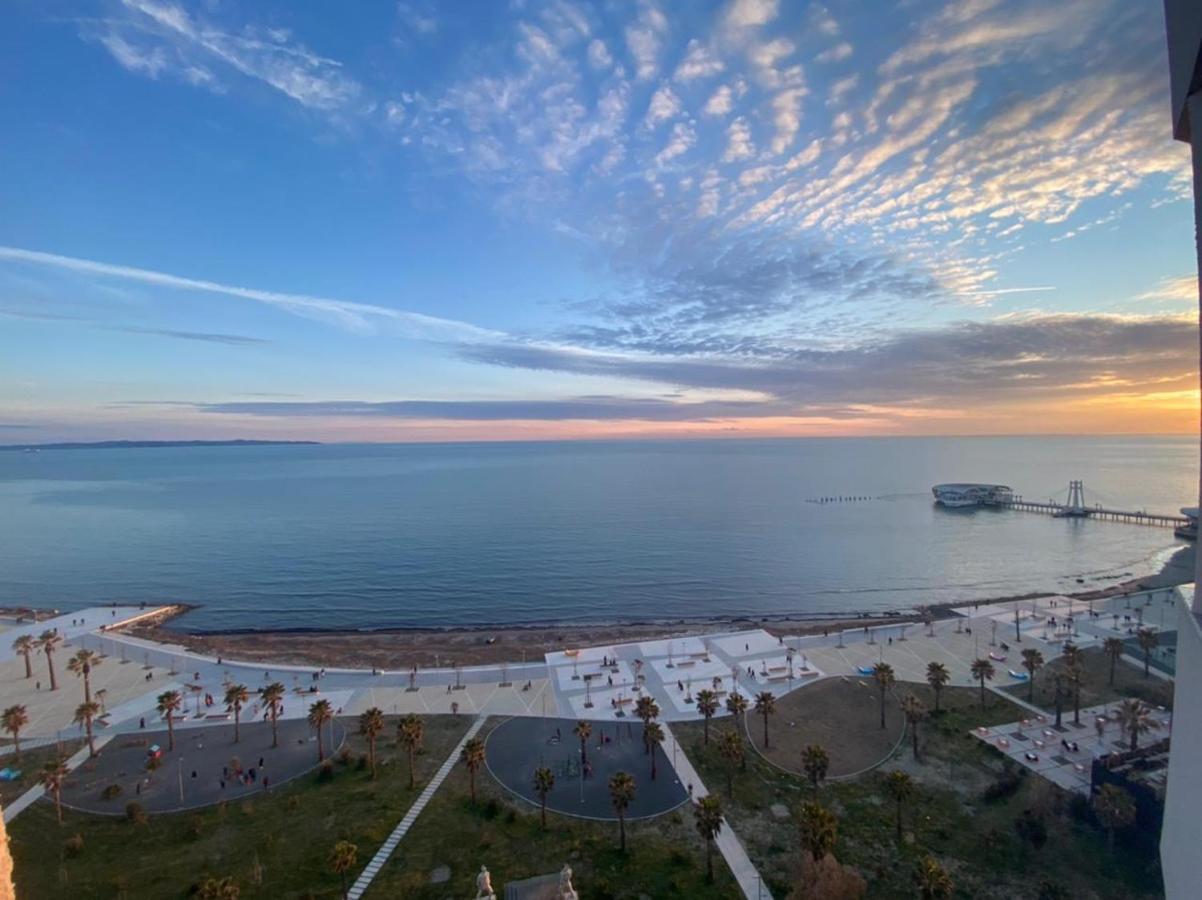 Sky & Sea View Luxury Apartments ดูร์เรส ภายนอก รูปภาพ