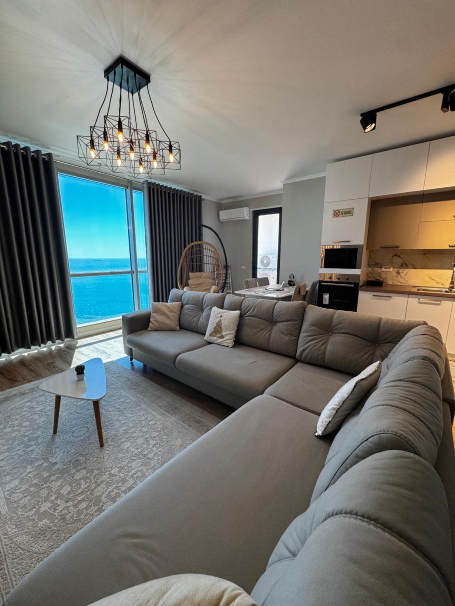Sky & Sea View Luxury Apartments ดูร์เรส ภายนอก รูปภาพ