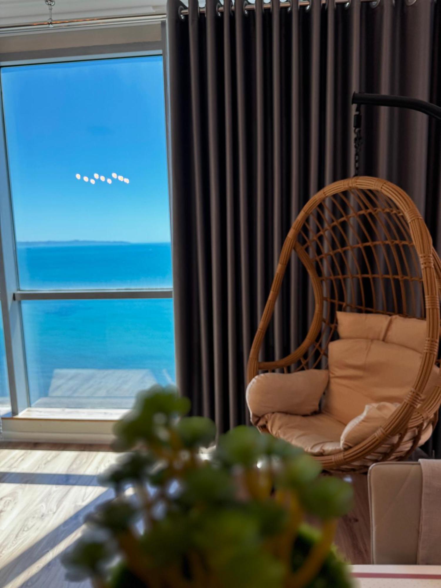Sky & Sea View Luxury Apartments ดูร์เรส ภายนอก รูปภาพ